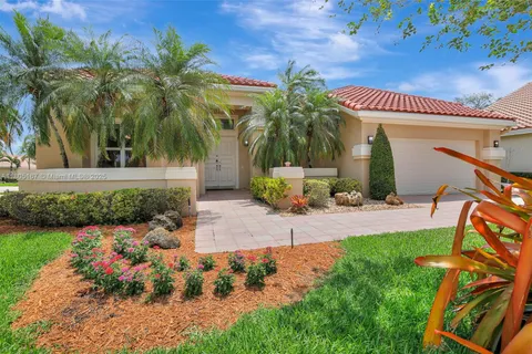 2651 Oakmont, Weston FL 33332