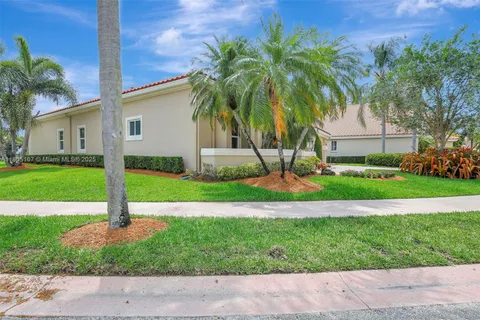 2651 Oakmont, Weston FL 33332