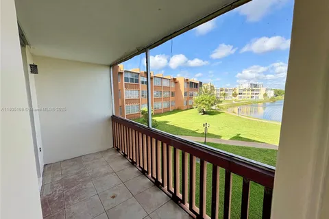 1591 NE Miami Gardens Dr # 203, Miami FL 33179