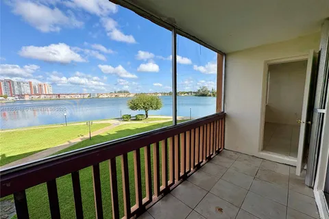 1591 NE Miami Gardens Dr # 203, Miami FL 33179