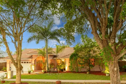 15332 SW 142nd Ter, Miami FL 33196