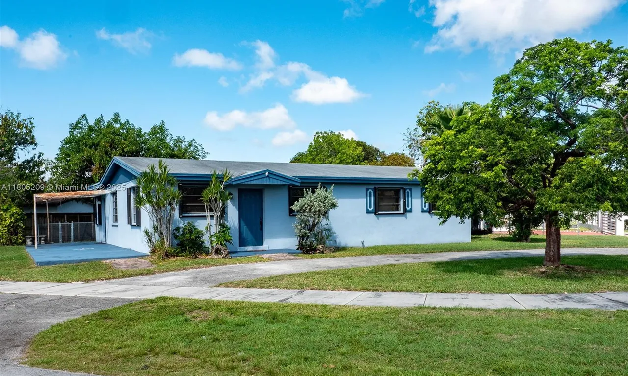 11800 SW 179th Ter, Miami FL 33177