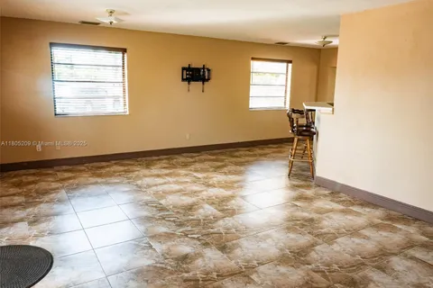 11800 SW 179th Ter, Miami FL 33177