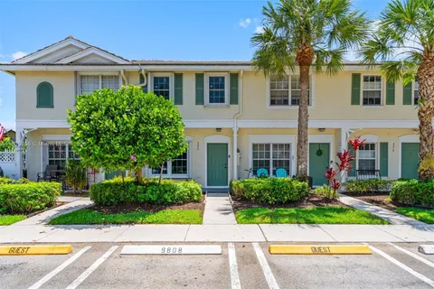 9808 NW 56th Pl, Coral Springs FL 33076