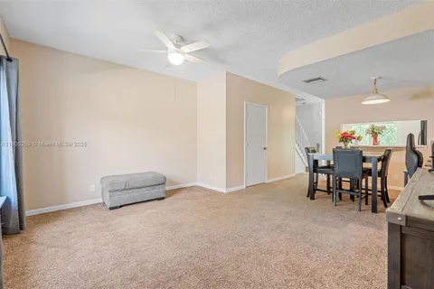 9808 NW 56th Pl, Coral Springs FL 33076