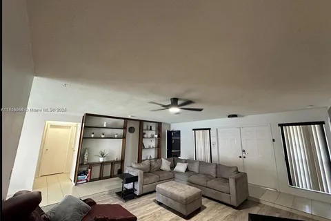 8630 NW 24th St # 1, Sunrise FL 33322