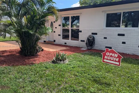3601 N 72nd Ave, Hollywood FL 33024