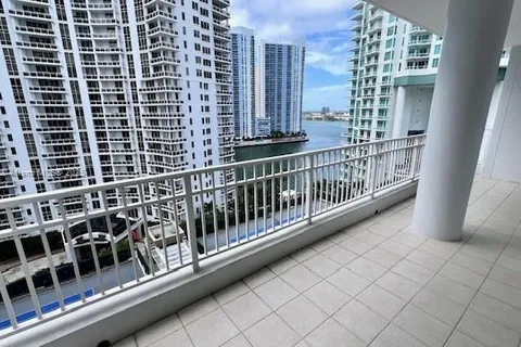 801 Brickell Key Blvd # 1510, Miami FL 33131