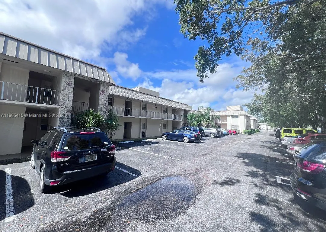 10693 N Military Trl # 7, Palm Beach Gardens FL 33410