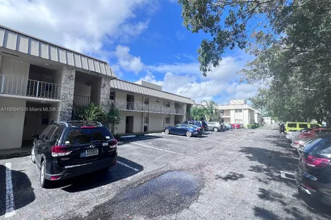 10693 N Military Trl # 7, Palm Beach Gardens FL 33410