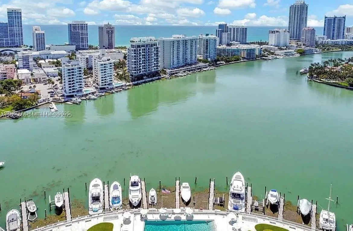 900 Bay Dr # 210, Miami Beach FL 33141