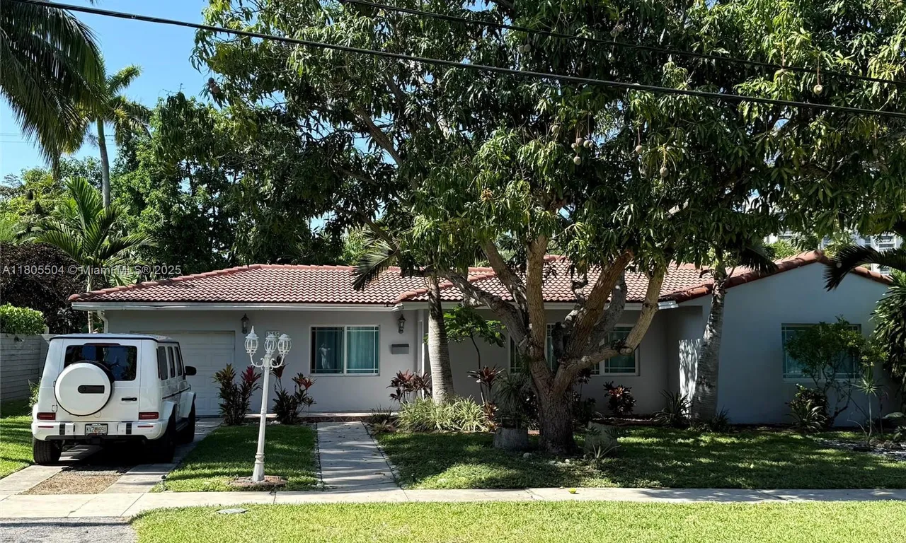 1285 NE 103rd St, Miami Shores FL 33138