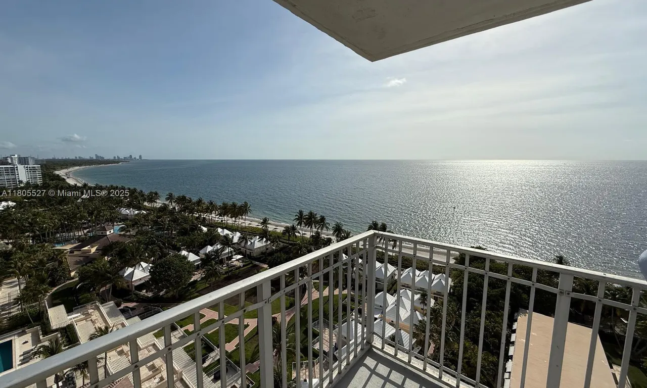 881 Ocean Dr # 13H, Key Biscayne FL 33149