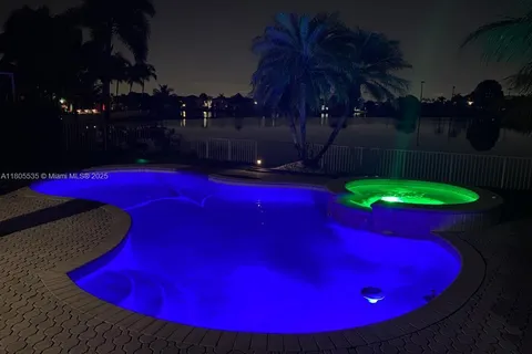 2101 SW 176 AV, Miramar FL 33029