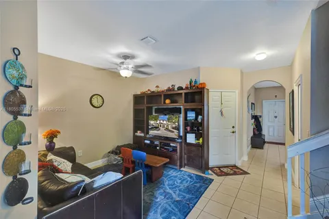 3721 NE 4th, Homestead FL 33033