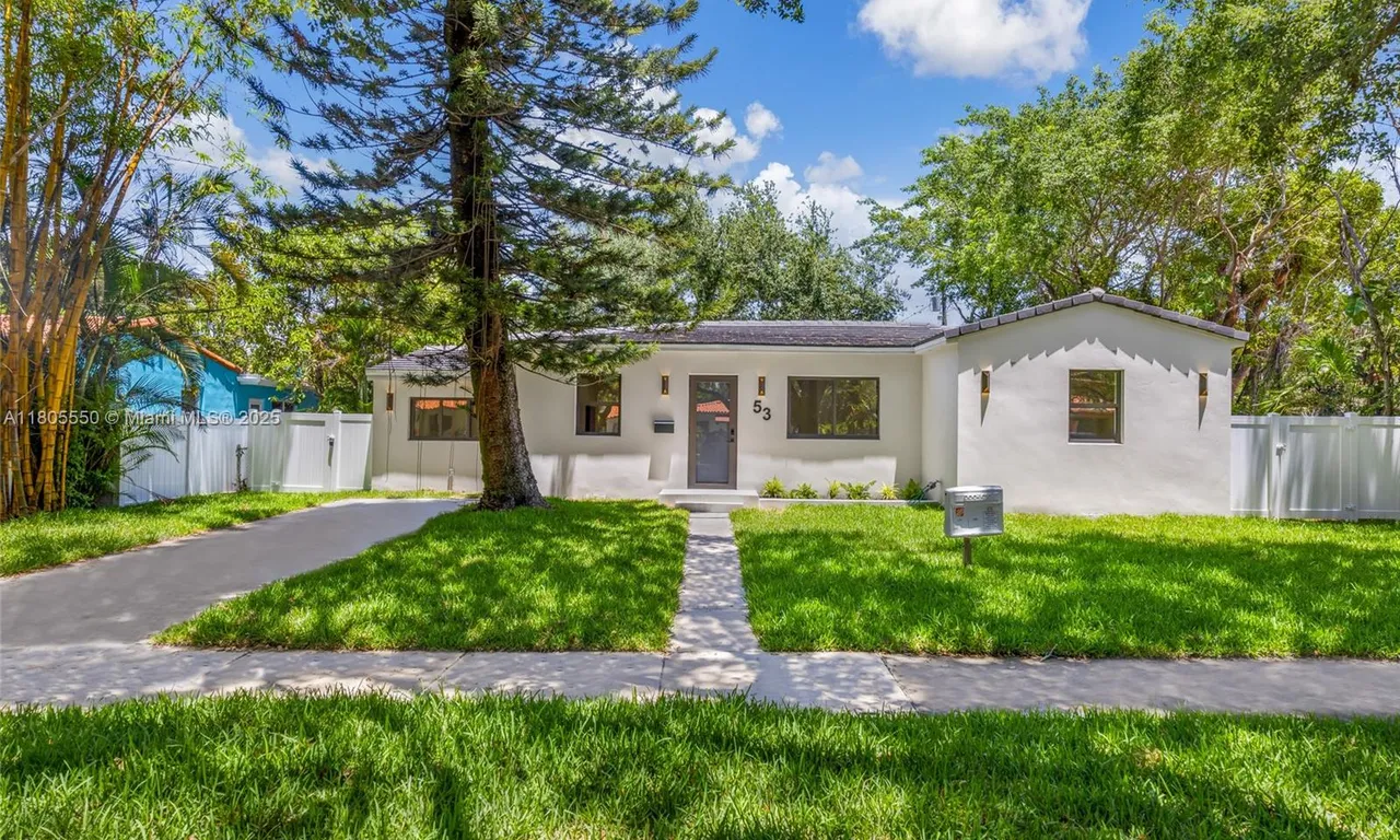53 NW 107th St, Miami Shores FL 33168
