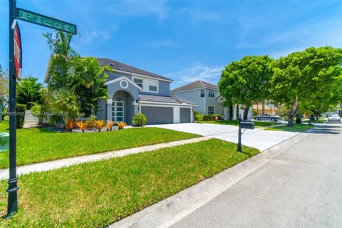 9192 Picot Ct, Boynton Beach FL 33472