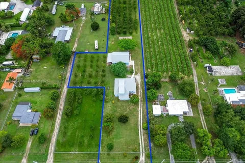 27000 SW 187th Ave, Homestead FL 33031