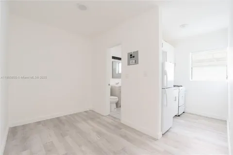 7311 Gary Ave # 25, Miami Beach FL 33141