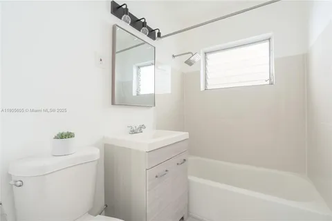 7311 Gary Ave # 25, Miami Beach FL 33141