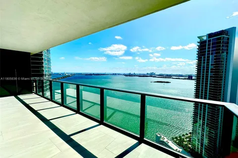 650 NE 32nd St # 4201, Miami FL 33137