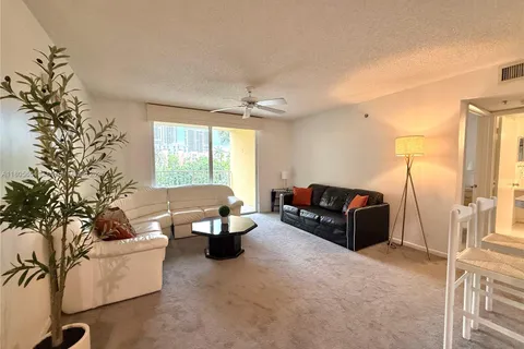 19701 E Country Club Dr # 5405, Aventura FL 33180
