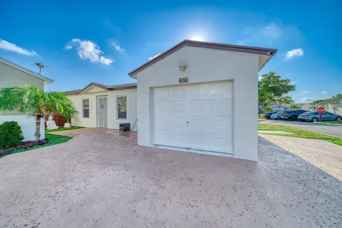 6755 NW 199th St, Hialeah FL 33015