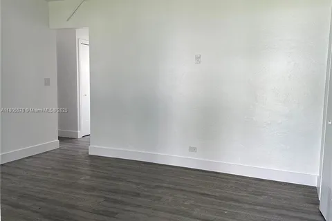 711 Beacom Blvd # 2, Miami FL 33135