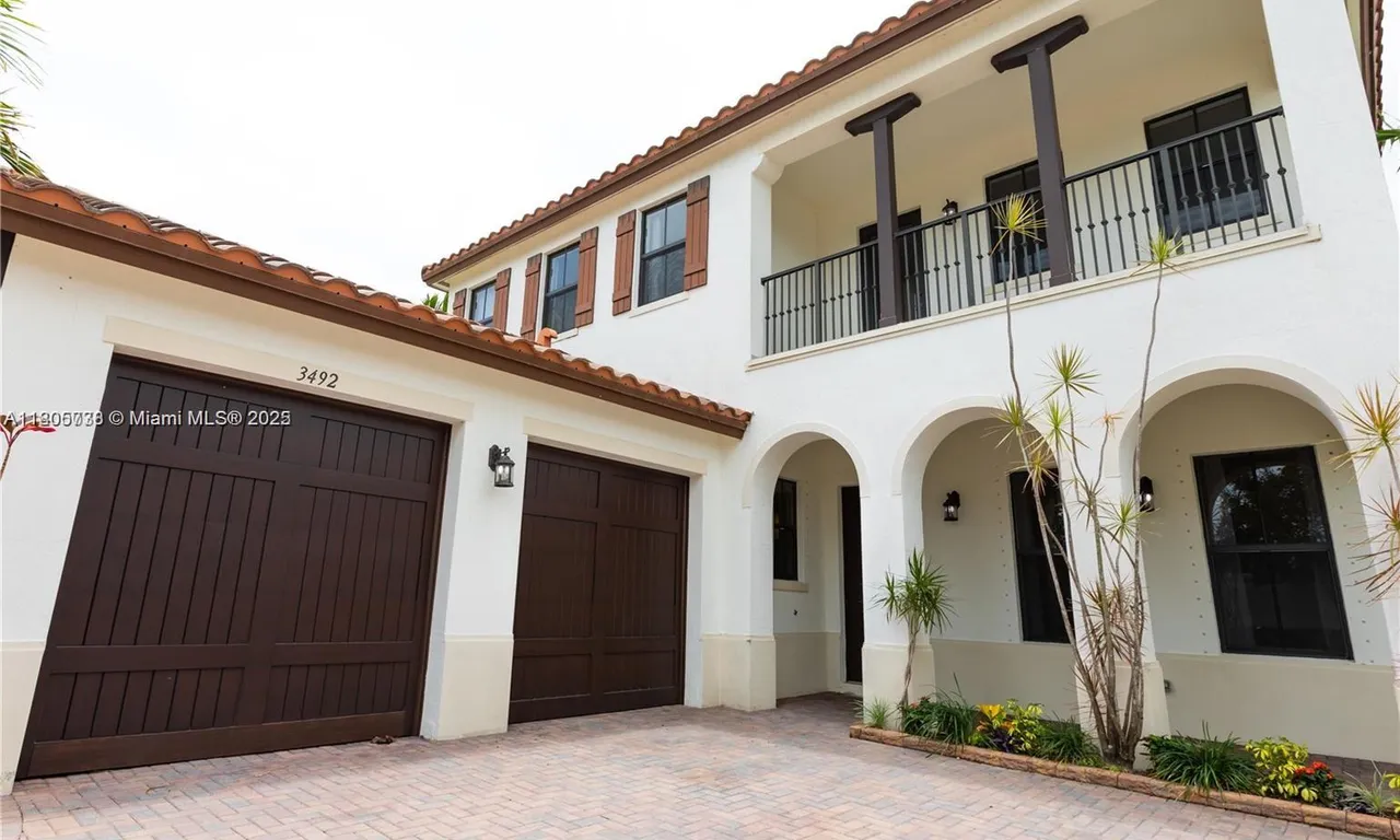 3492 NW 82nd Dr, Cooper City FL 33024