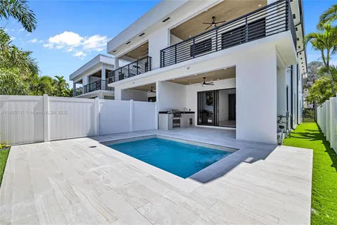 1233 NE 12th Ave # B, Fort Lauderdale FL 33304