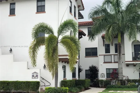 10600 NW 88th St # 203, Doral FL 33178