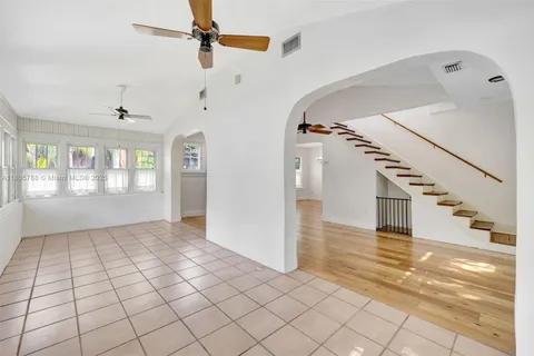 1031 SW 4th St, Fort Lauderdale FL 33312
