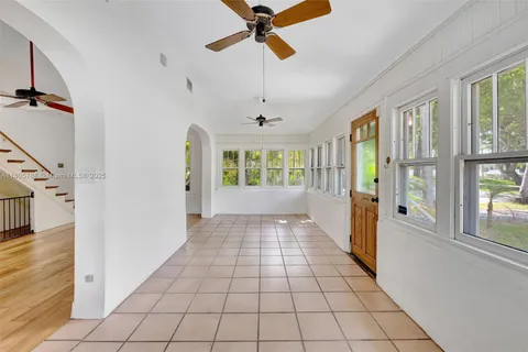 1031 SW 4th St, Fort Lauderdale FL 33312