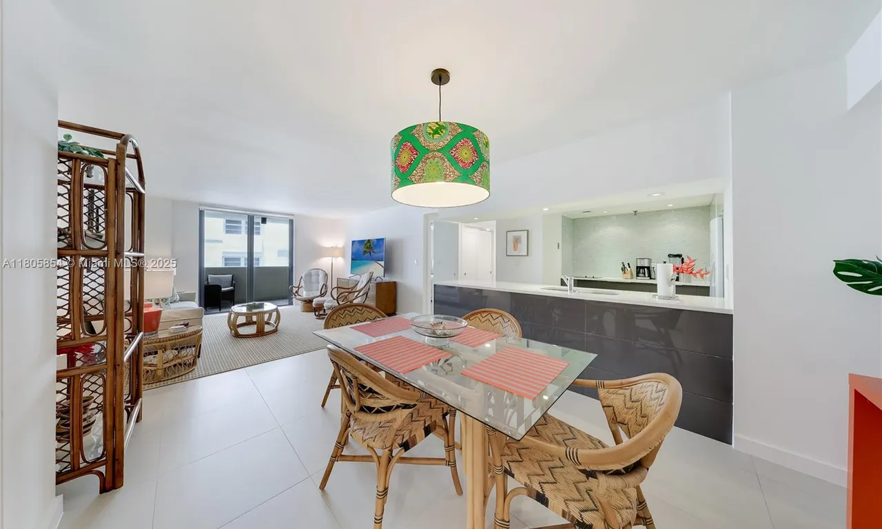 1621 Collins Ave # 807, Miami Beach FL 33139