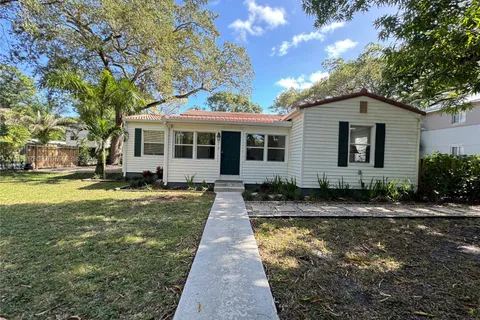 802 SW 14th Ave, Fort Lauderdale FL 33312