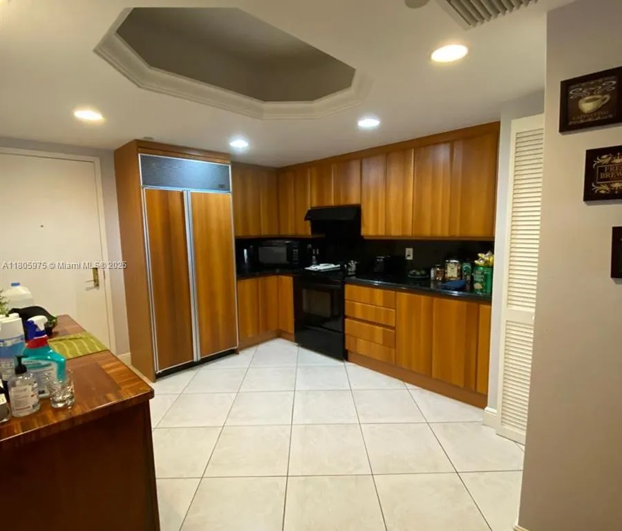 9559 Collins Ave # F, Surfside FL 33154