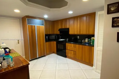 9559 Collins Ave # F, Surfside FL 33154