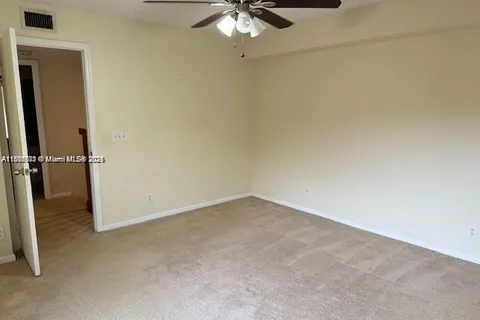 9887 NW 6th Ct, Plantation FL 33324