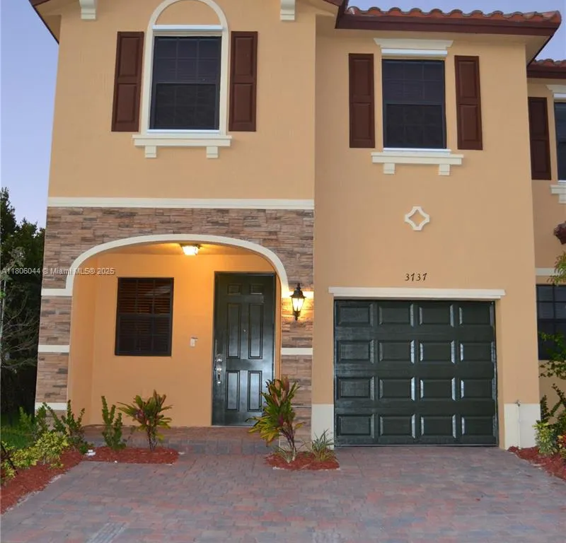 3737 SE 2nd Dr # 3737, Homestead FL 33033
