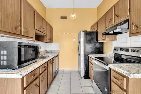 3034 NW 204 Terrace, Miami Gardens FL 33056