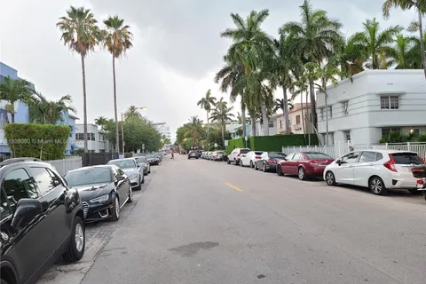 1526 Pennsylvania Ave # 21, Miami Beach FL 33139