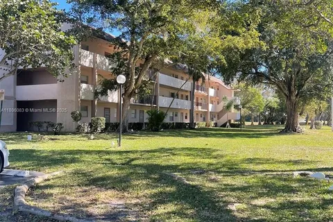 8301 Sands Point Blvd # S106, Tamarac FL 33321
