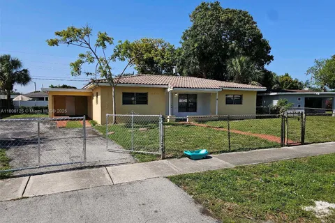 3773 NW 1st Ct, Lauderhill FL 33311