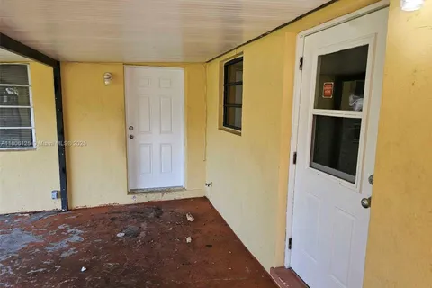 3773 NW 1st Ct, Lauderhill FL 33311