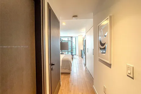 398 NE 5th St # 4316, Miami FL 33132