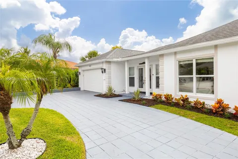 4902 N Travelers Palm Ln, Tamarac FL 33319