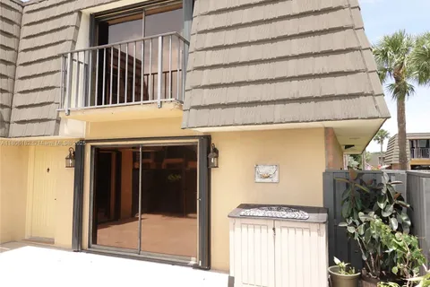 4226 42nd Way, West Palm Beach FL 33407