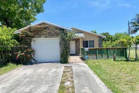 2345 Douglas St # 0, Hollywood FL 33020