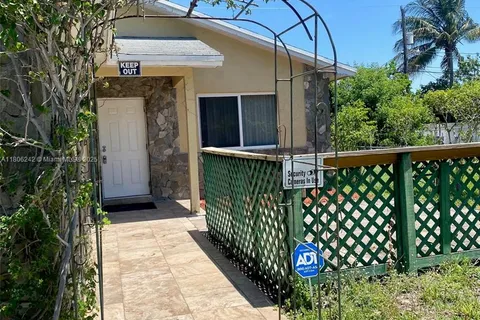 2345 Douglas St # 0, Hollywood FL 33020