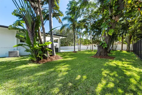 7530 SW 134th St # 0, Pinecrest FL 33156